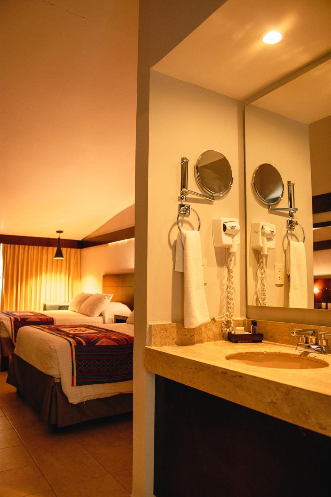Hotel Meson De La Chinantla Tuxtepec エクステリア 写真