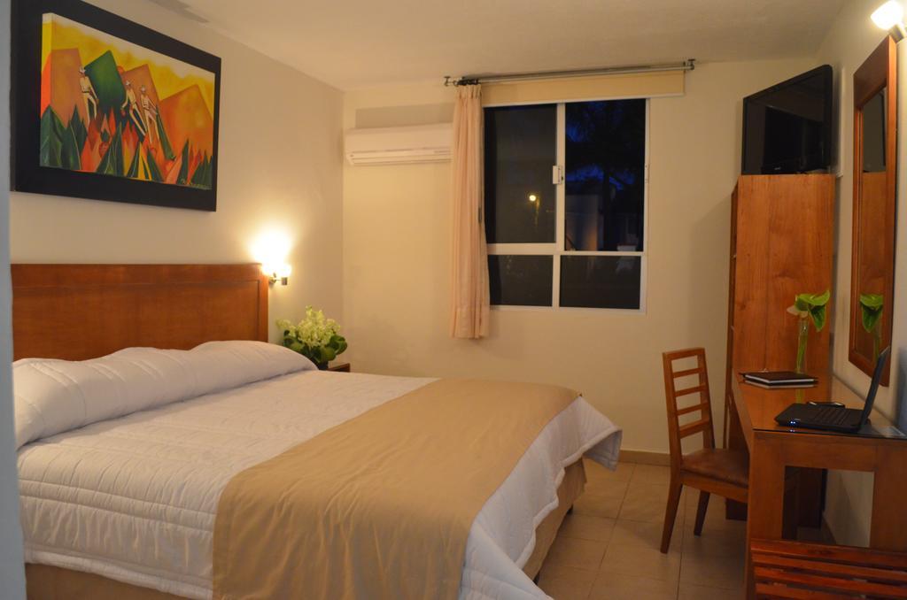 Hotel Meson De La Chinantla Tuxtepec エクステリア 写真