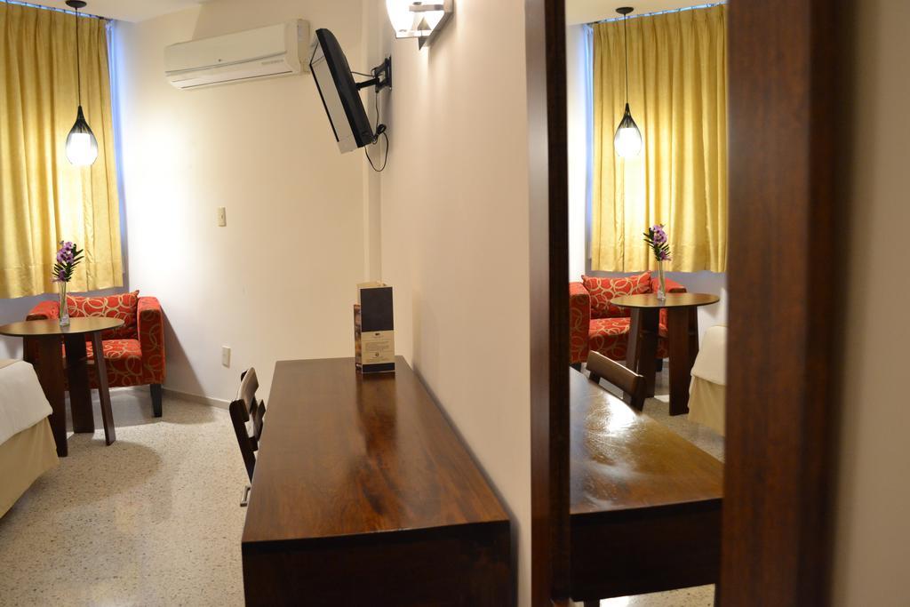 Hotel Meson De La Chinantla Tuxtepec エクステリア 写真